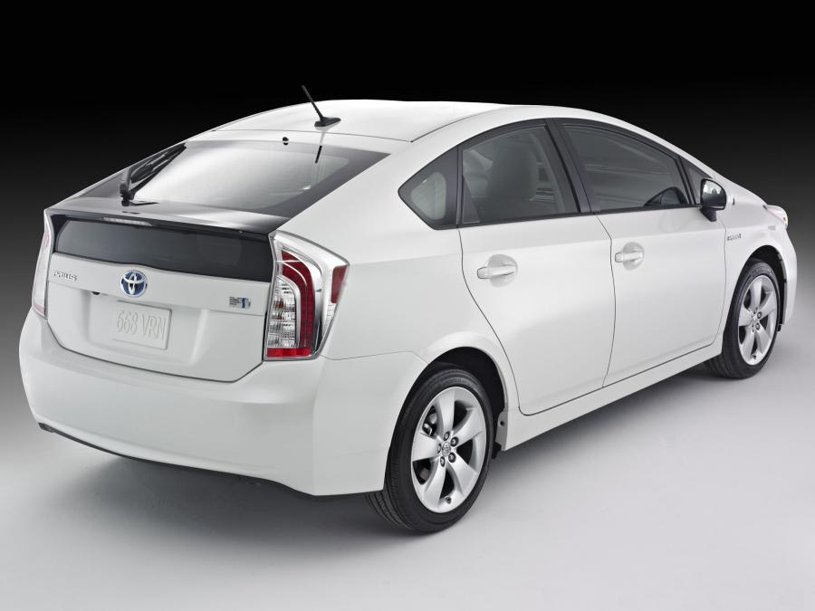  Toyota Prius 2011 года  (US) (фото 20 из 22)